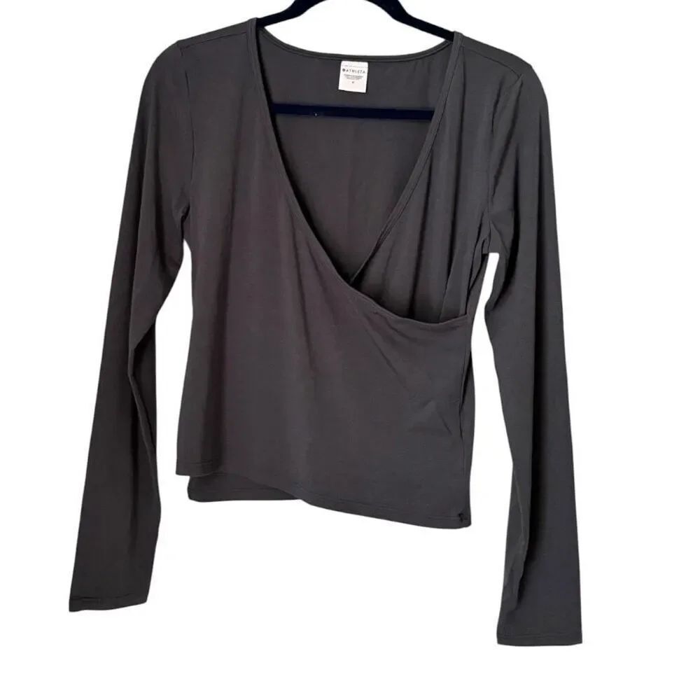 Athleta Cross front long Sleeve Top Women’s Size Medium Gray